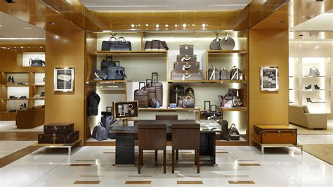 louis vuitton san sebastian spain|louis vuitton store in spain.